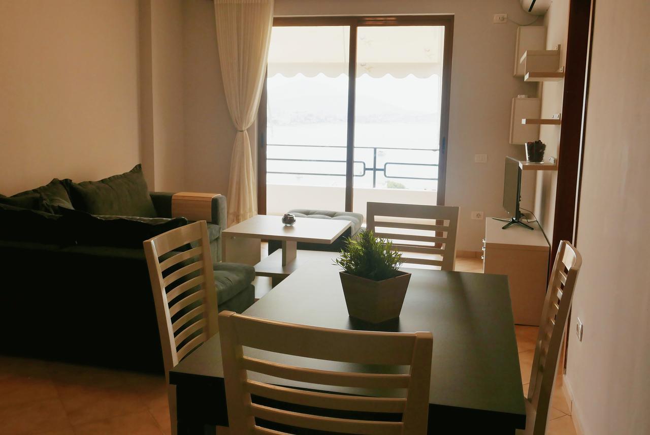 Victoria's Sea-Cret Apartment Sarandë Exterior foto